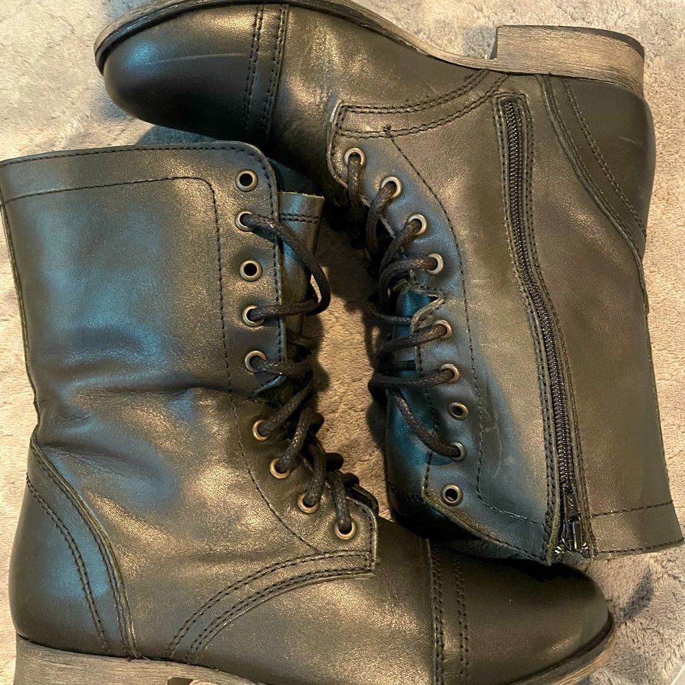 Steve Madden Troopa Boots